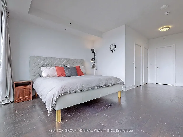955 Bay St #3306 — Photo 14