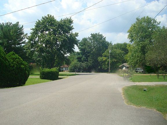 5th image of 8039 Westfield Dr