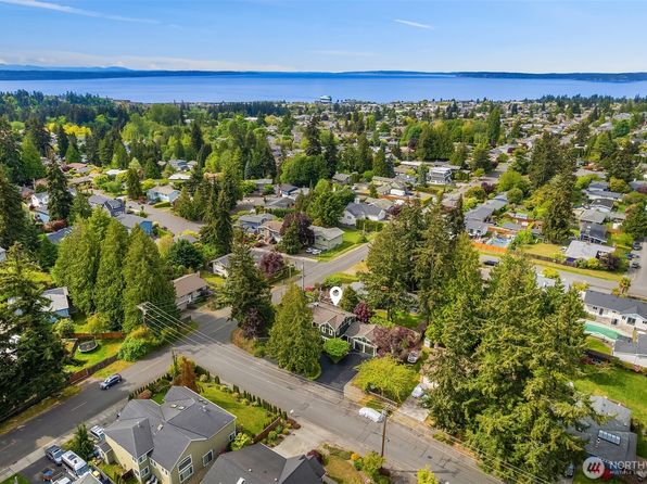 809 14th Street SW, Edmonds, WA 98020
