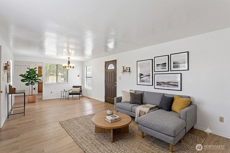 4th image of 8614 Renton Avenue S