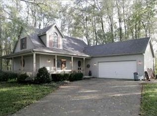 56695 Chippewa Dr, Three Rivers, MI 49093