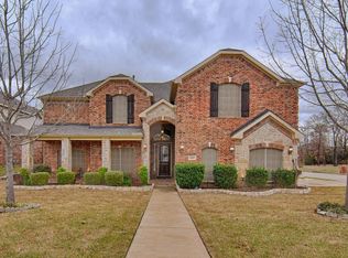 806 Warwick Ct, Kennedale, TX 76060