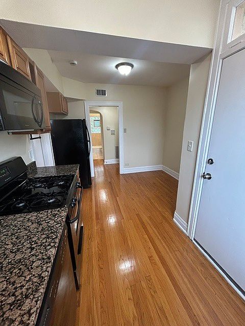 1st image of 4514 W Wellington Ave #2S