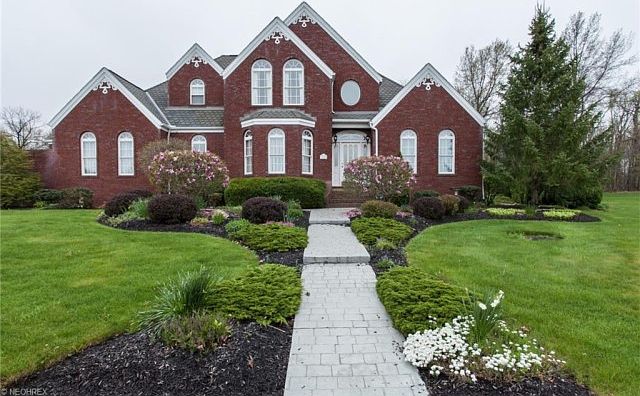 1st image of 105 Britannia Ct