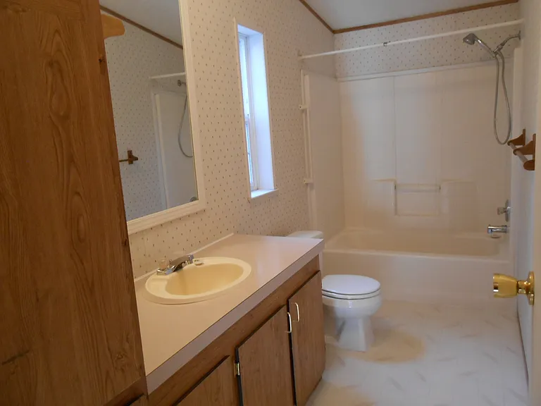 19542 River Woods Dr — Photo 4