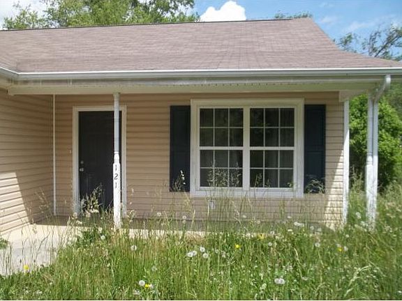 2nd image of 121 Carmack Dr