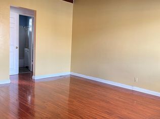 121 S Oxford Ave, Los Angeles, CA 90004