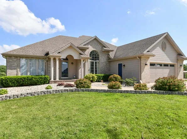 2933 Sun Meadow COURT, Delavan, WI 53115