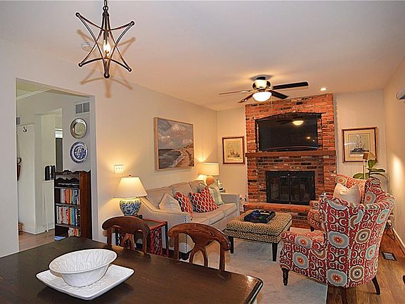 4th image of 13908 S Brookwood Ct