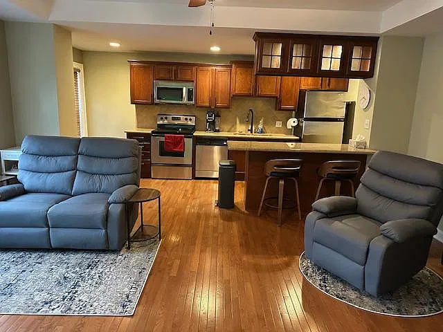323 Emanuel Cleaver II Blvd #2C