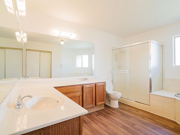 5th image of 10229 N 66th Ave