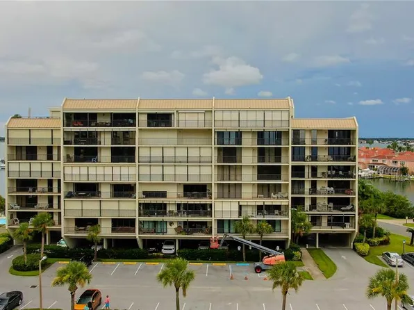 1581 Gulf Blvd APT 104N, Clearwater, FL 33767