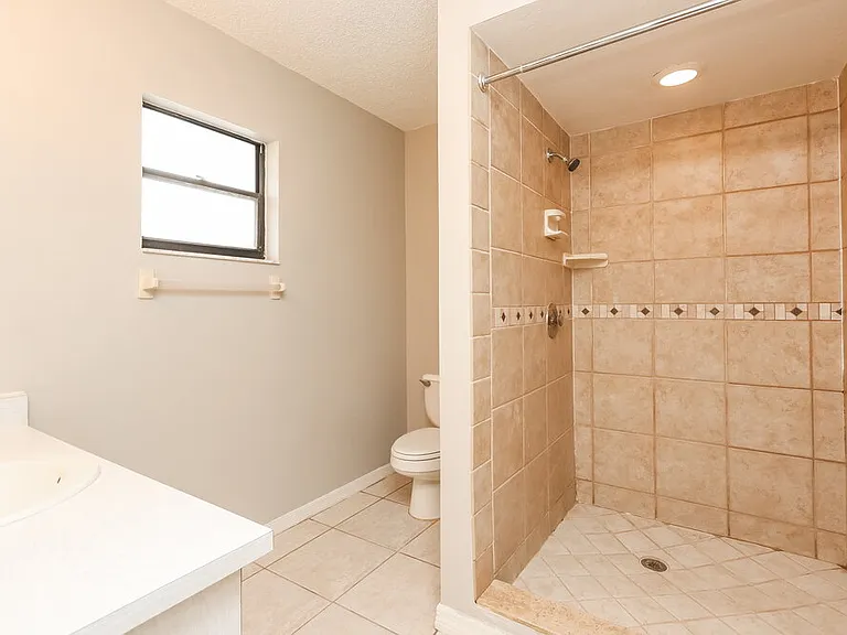 4913 Ithaca Ln — Photo 9