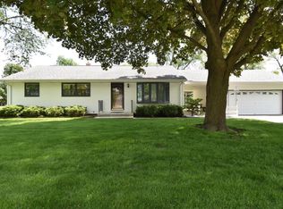 360 Fairway Dr, Brookfield, WI 53005