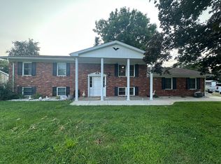 426 N 2nd St, Chandler, IN 47610
