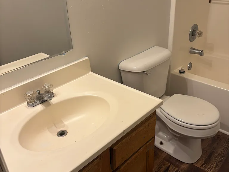 812 Ridgewood Dr #2 — Photo 5