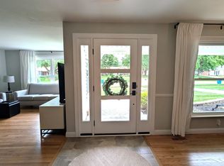 2 Sunnybrae Ct, Ballwin, MO 63011