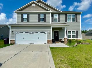 304 Aquamarine Cir, Jacksonville, NC 28546