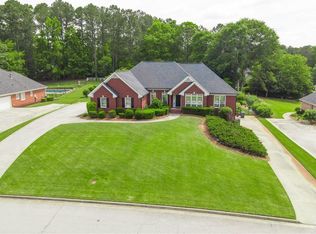 811 Ivy Ridge Dr, Loganville, GA 30052