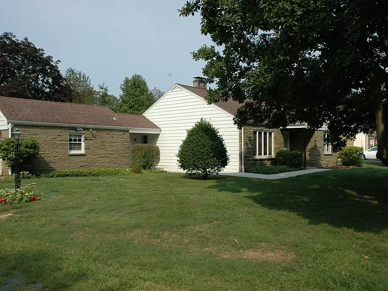 195 Robbinsville Edinburg Rd — Photo 20