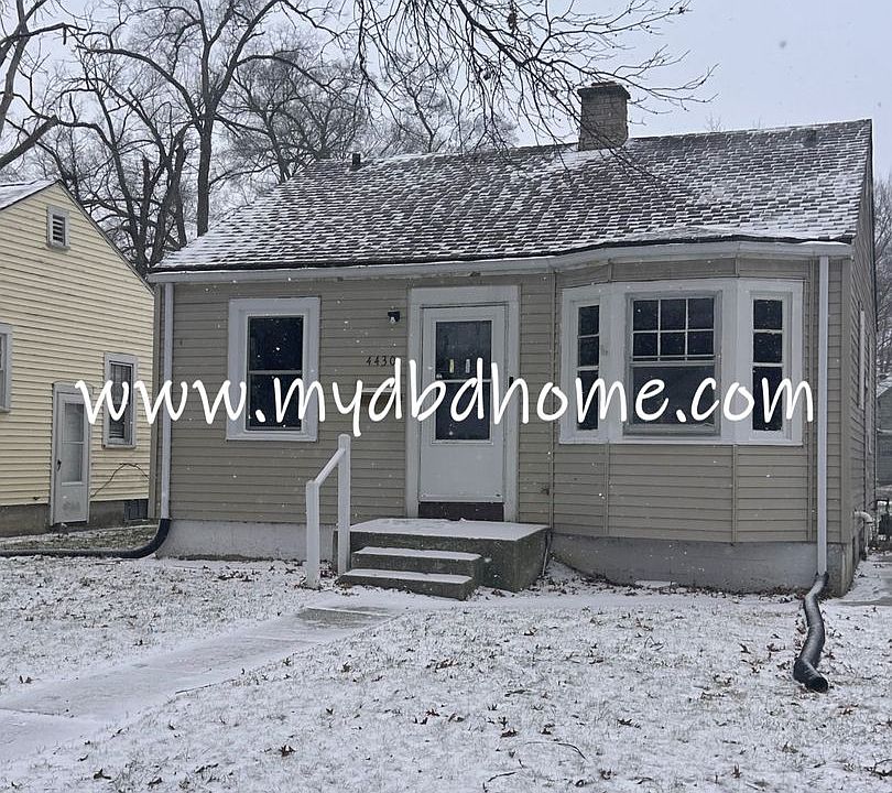 1st image of 4430 S Park Dr