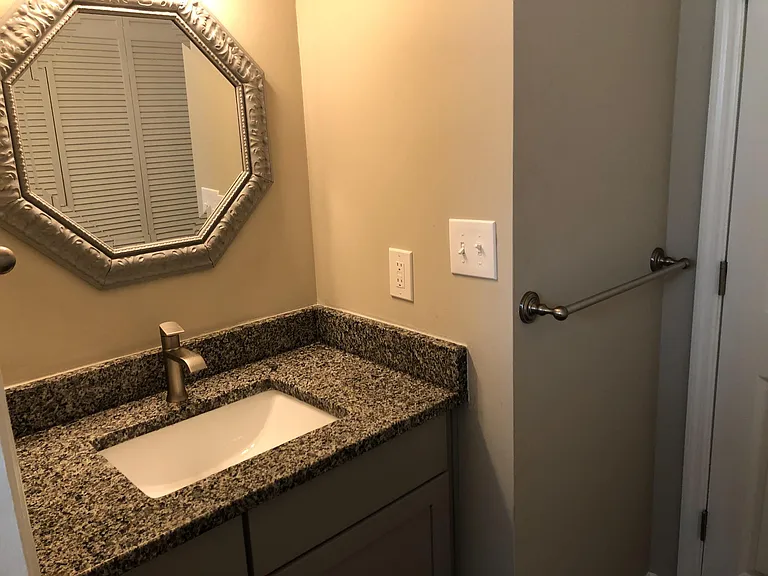 4063 Stephanie Ct NW — Photo 8