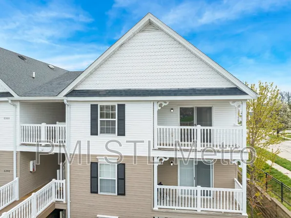 6303 Spring River Dr, O'Fallon, MO 63368