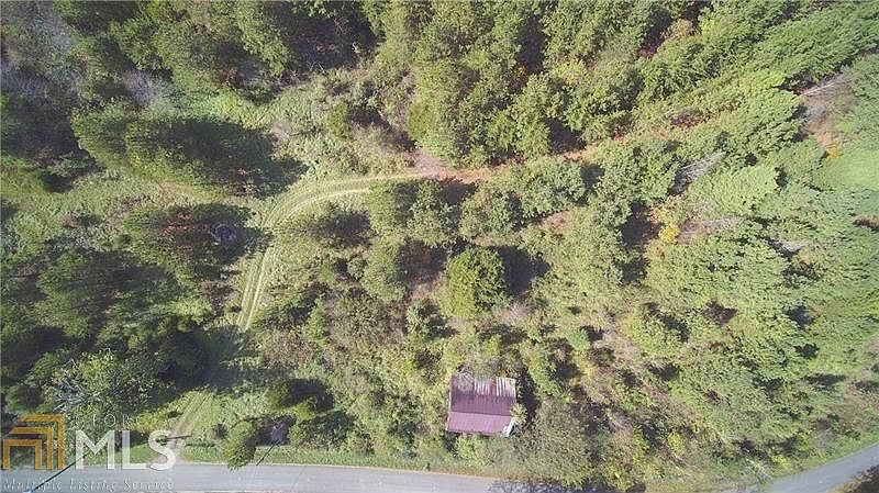 2nd image of 49 Iron Mountain Rd