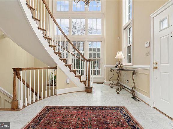 3rd image of 8001 Quarry Ridge Way