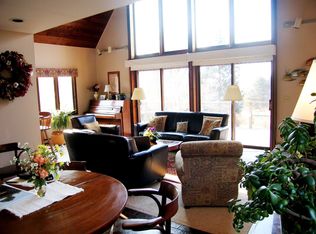 36 Van Lieus Rd, Ringoes, NJ 08551