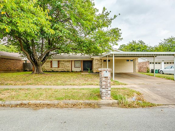 2nd image of 512 Stallion Ln