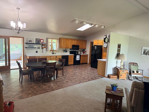 3rd image of 2224 150th St
