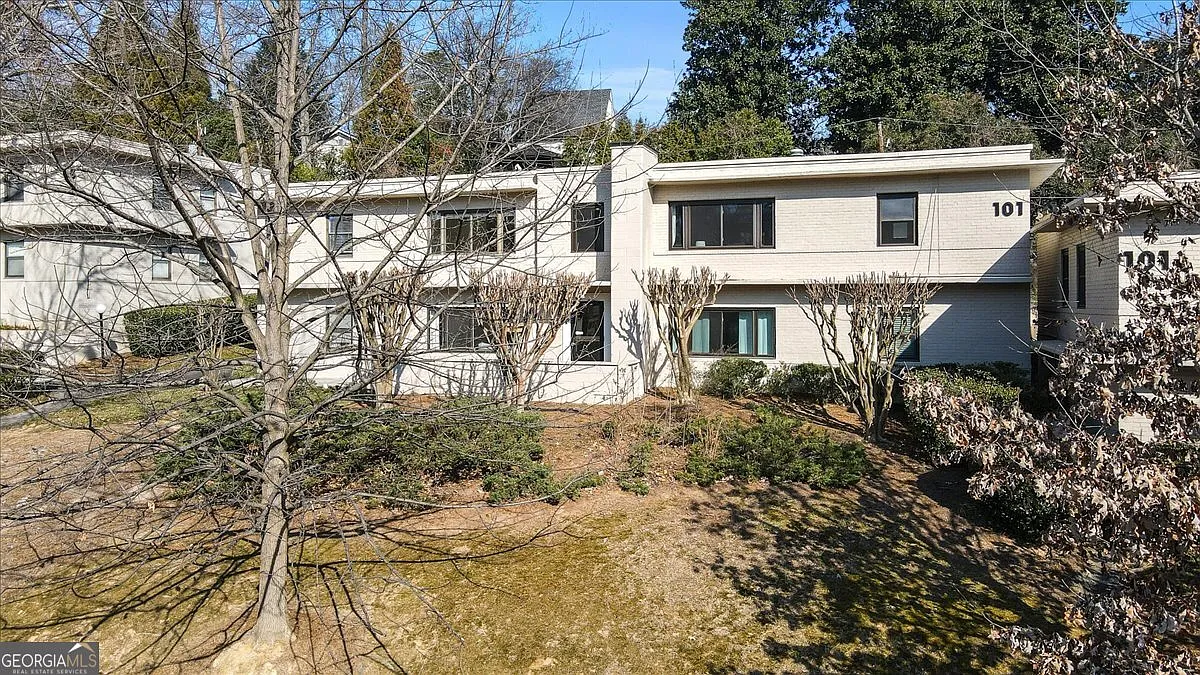 101 Ardmore Pl NW APT 3 photo 1
