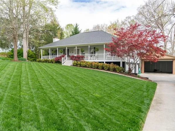 197 E Jefferson Rd, Lexington, NC 27295