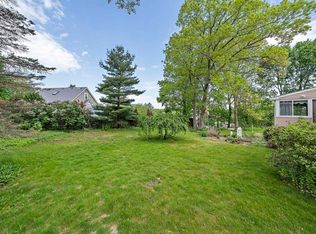 27 Stanley Cir, Quincy, MA 02169