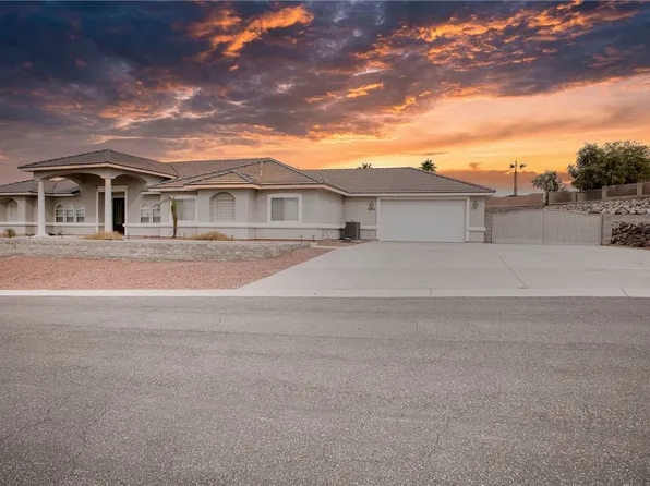 2893 Country Hills Rd, Bullhead City, AZ 86442