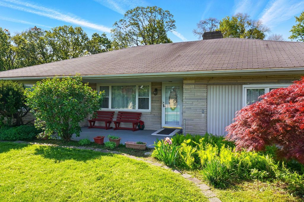 Real estate listing image