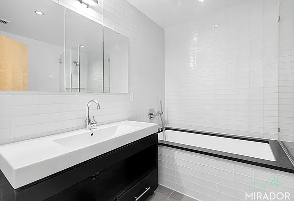 Rented by Mirador Real Estate | media 10