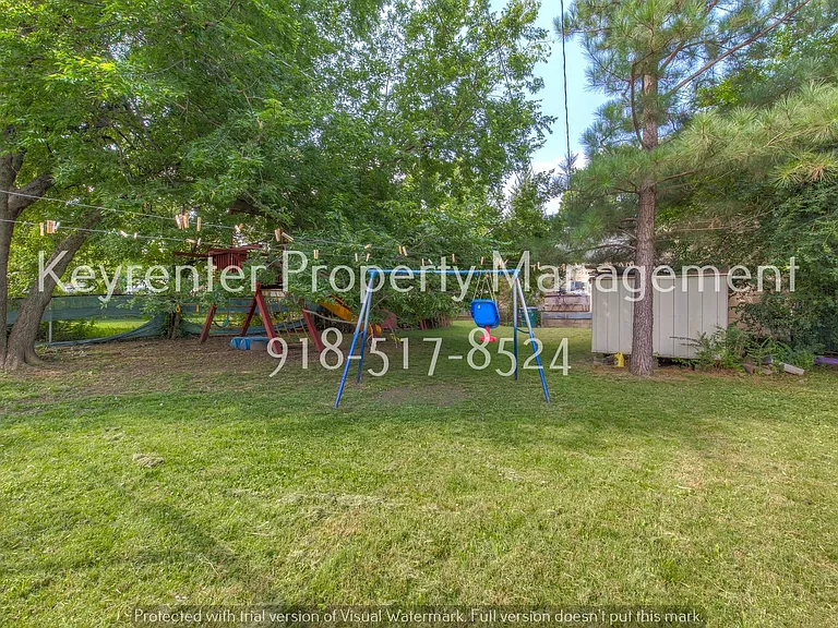 729 N Florence Pl — Photo 36