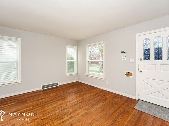 5th image of 3839 E 154th St
