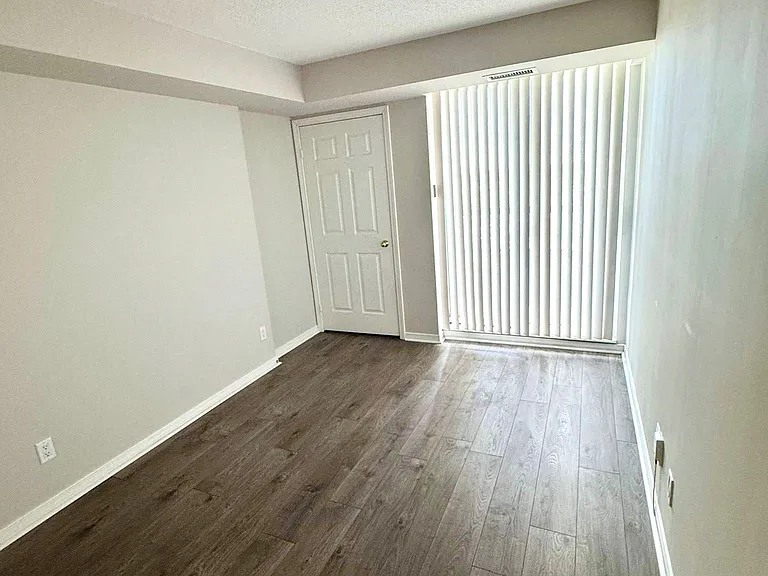 8 Hillcrest Ave #910 — Photo 5