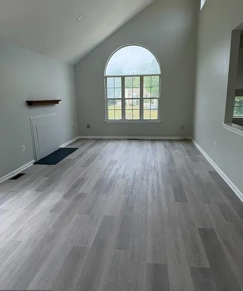 212 Mill Run Ct — Photo 3