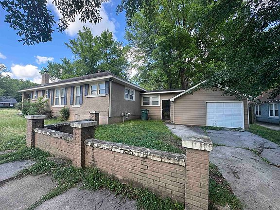 4th image of 1571 Jackson Ave
