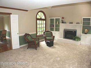 6305 Willow Glen Rd, Midlothian, VA 23112