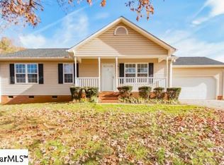323 Beaver Dam Dr, Chesnee, SC 29323
