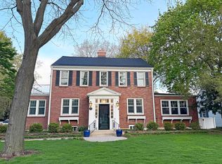 151 Kensington Dr, Madison, WI 53704