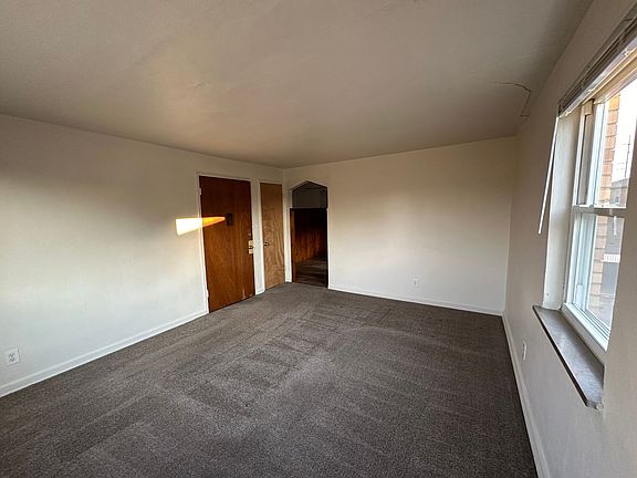 2nd image of 4329 Oakwood Ave