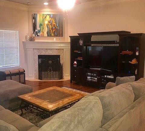 3rd image of 2444 N Southwick Dr