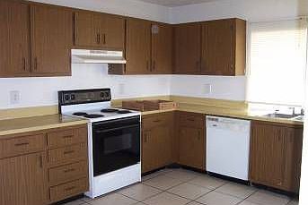 4th image of 254 SE Kaspar Dr