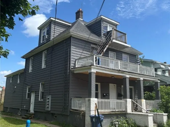 545 Tronolone Pl, Niagara Falls, NY 14301